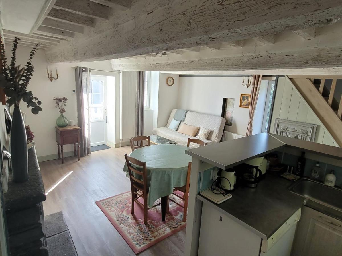 Gites Le Vieux Vinzelles Volvic Exterior foto